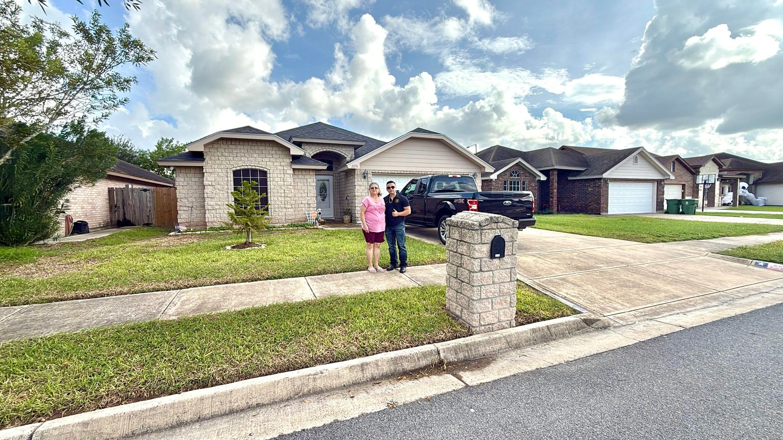 Complete shingle replacement installation in Brownsville, TX - Texas Construction Inc.